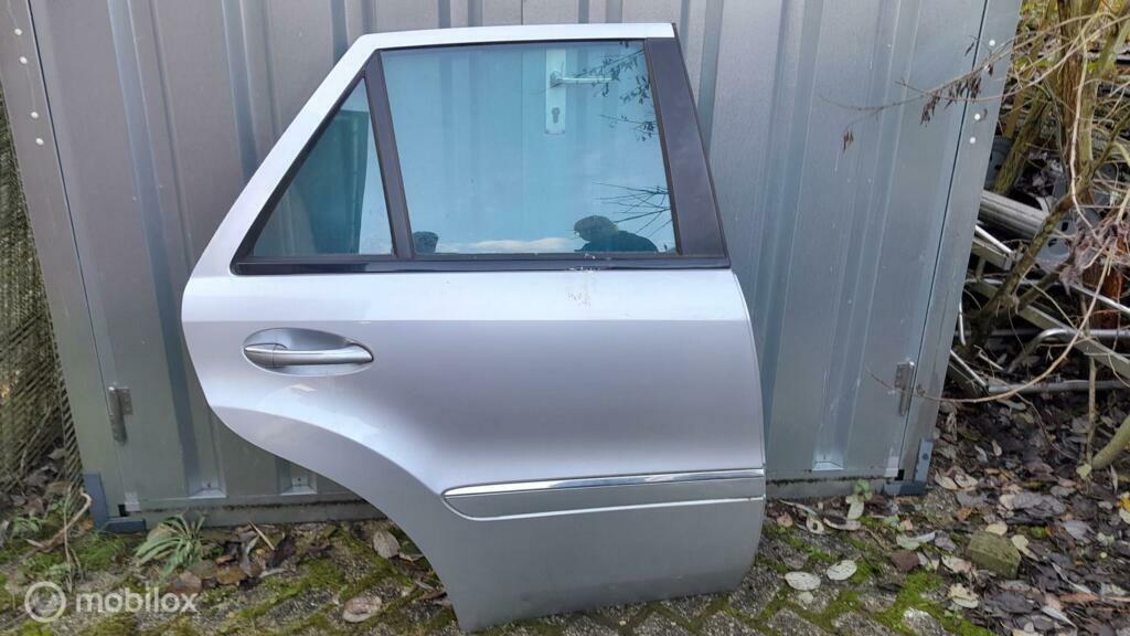 Achterportier rechts Mercedes M-klasse W164 ('05-'11), Gebruikt, Deur, Mercedes-Benz, Achter