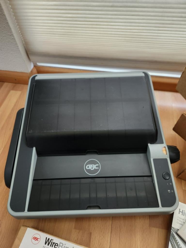 Elektrische bindmachine merk "GBCWirebind  W25E", Ophalen of Verzenden, Zo goed als nieuw