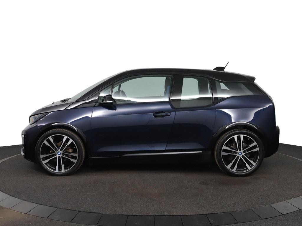 BMW i3 S Executive Edition 120Ah 42 kWh | voorstoelen verwar, Met garantie (alle), 258 min, Origineel Nederlands, Grijs