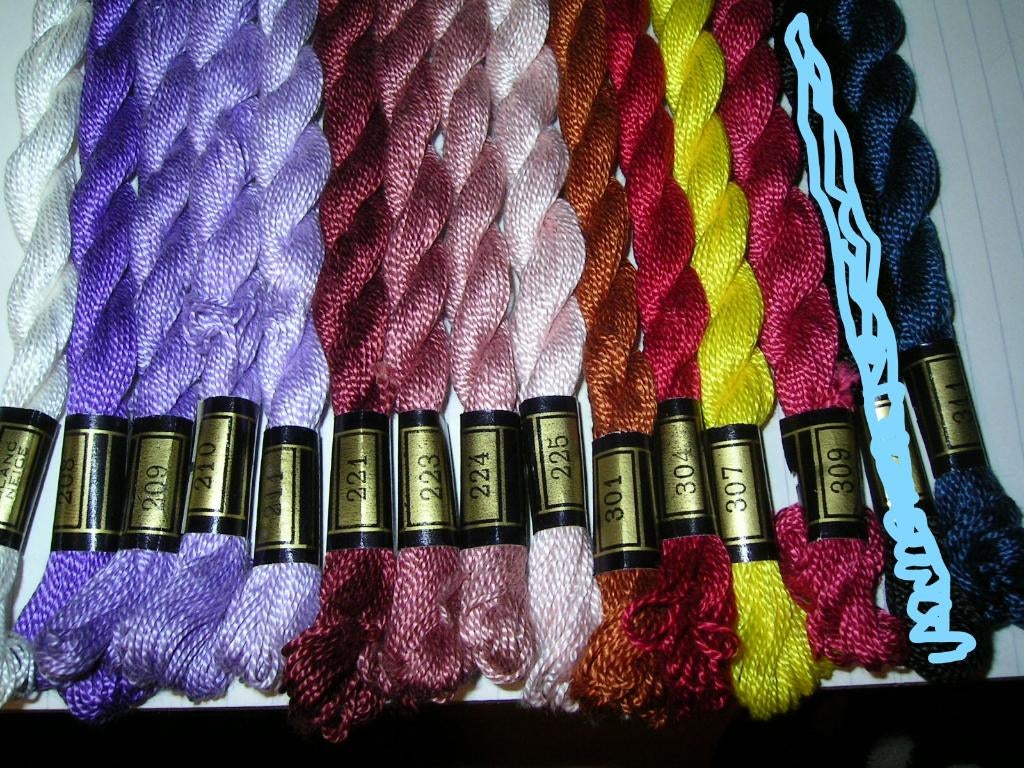 NIEUW, Veel kleuren DMC Perle 5, strengen van 25 meter., Ophalen of Verzenden, Nieuw, Handborduren, Borduurgaren of Zijde