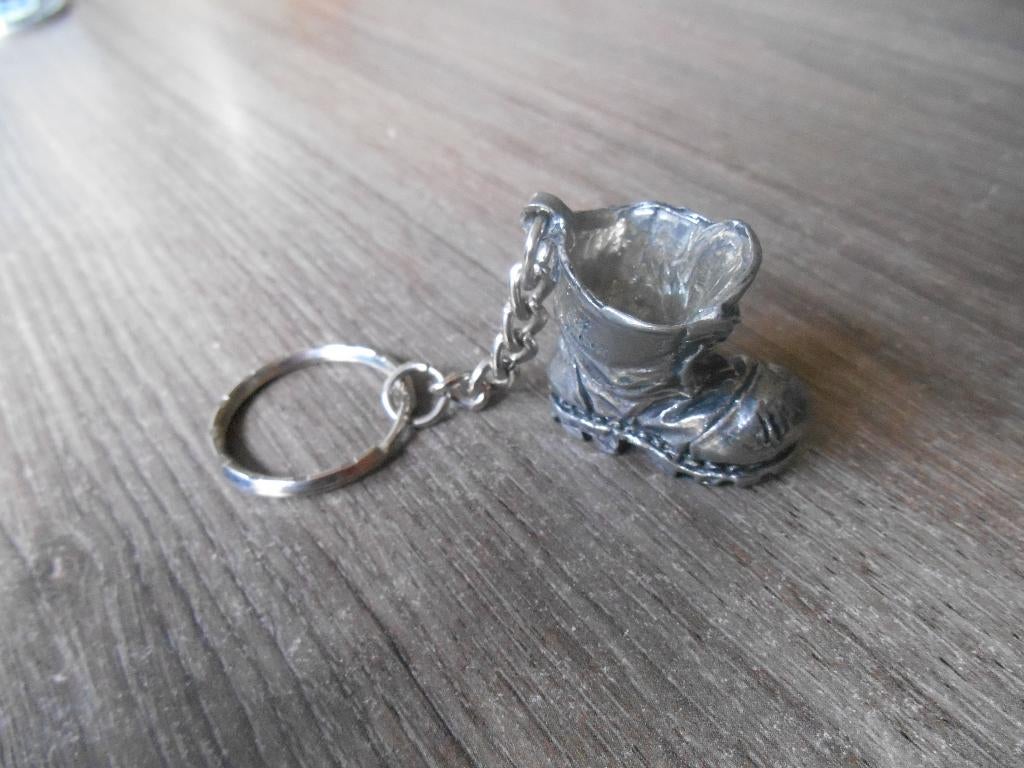 Vierdaagse laars sleutelhanger, Ophalen of Verzenden, Overige soorten, Nederland, Overige typen