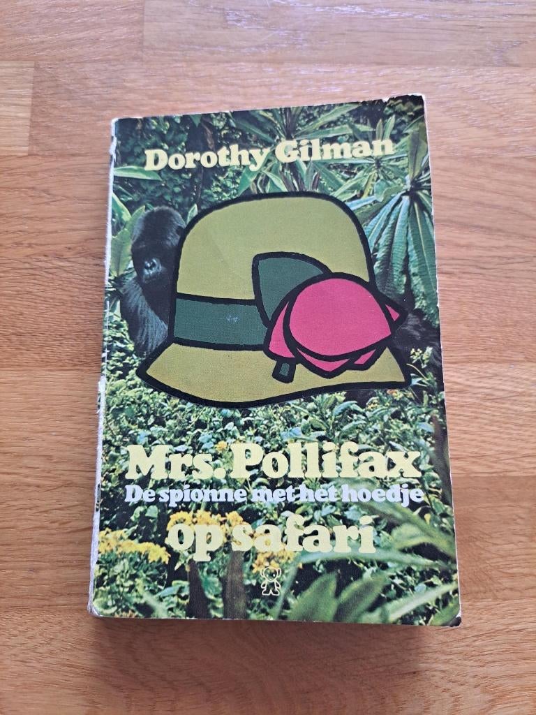 Mrs. Pollifax op safari - Dorothy Gilman, Boeken, Ophalen of Verzenden, Gelezen