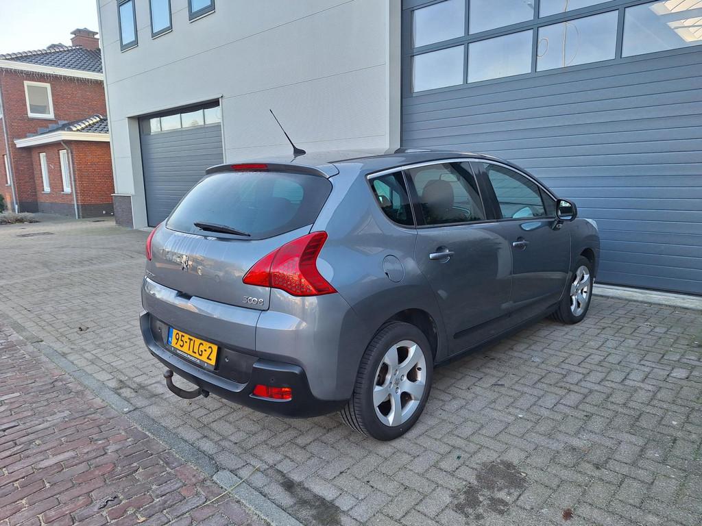 Peugeot 3008 | 1.6 VTi ST | Airco | Telefoon verbinding | Na, Voorwielaandrijving, Stof, Gebruikt, 4 cilinders