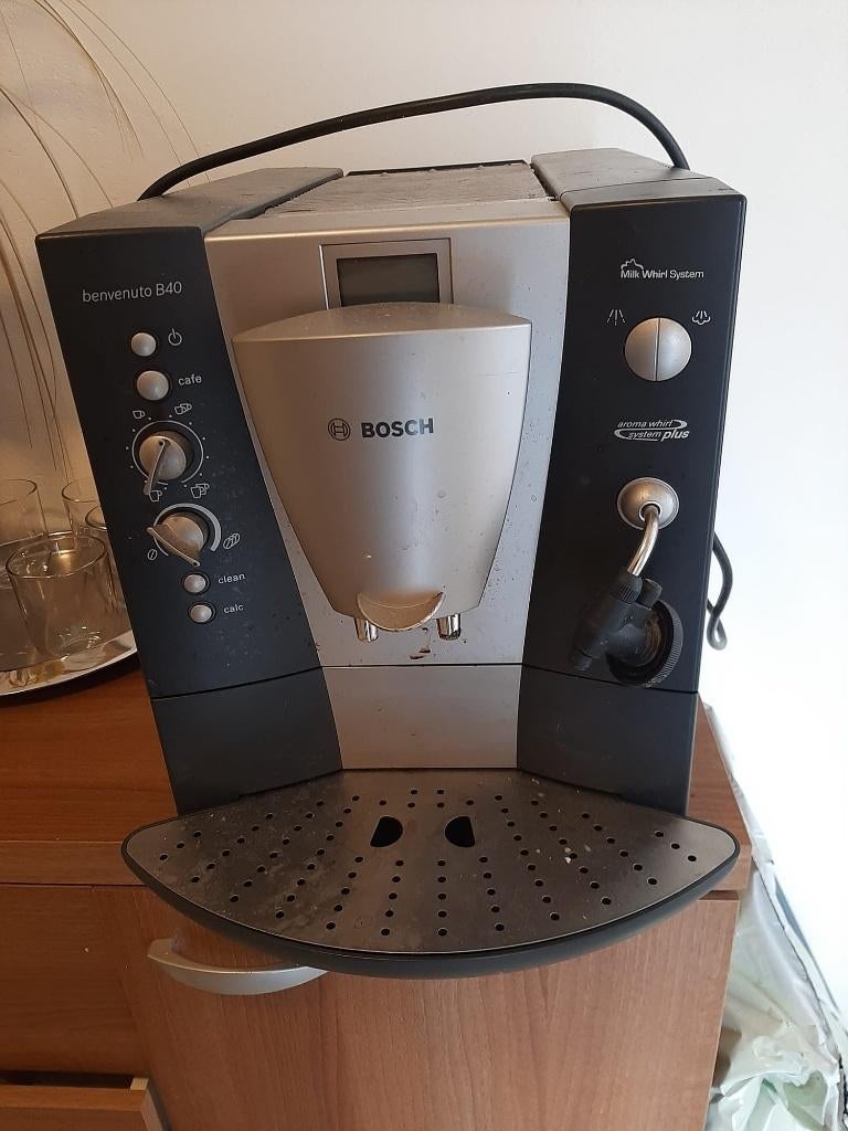 Bosch B40,  Bosch TCA6401. .koffiemachine, Witgoed en Apparatuur, Koffiezetapparaten, Gebruikt, Koffiebonen, Koffiemachine, 10 kopjes of meer