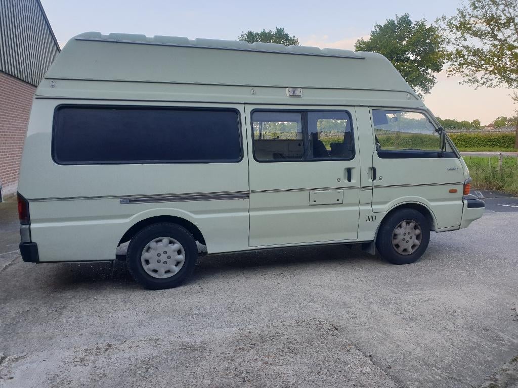 MAZDA E2200 buscamper met verhoogd dak, Overige merken, Buscamper of Camperbus, Dakluik, Particulier