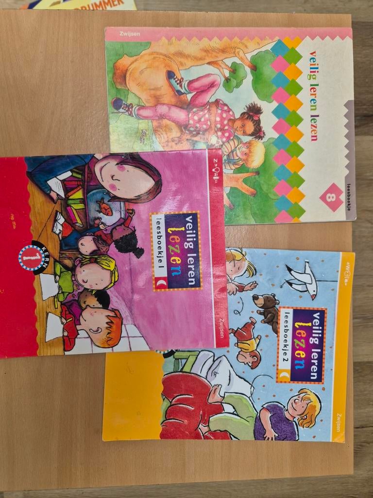 Veilig leren lezen leesboekjes 1, 2 en 8, Boeken, Kinderboeken | Jeugd | onder 10 jaar, Ophalen, Gelezen