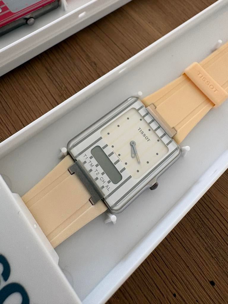 3x Tissot Twotimer Quartz Horloges - Nieuw & Vintage, Sieraden, Tassen en Uiterlijk, Horloges | Heren, Overige merken, Staal, Kunststof