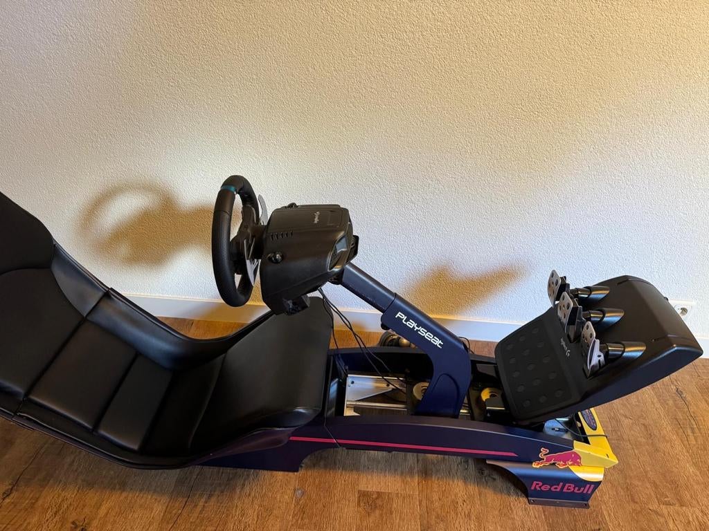 Playseat Aston Martin Red Bull, Ophalen, Zo goed als nieuw, Playseat of Racestoel, PlayStation 4