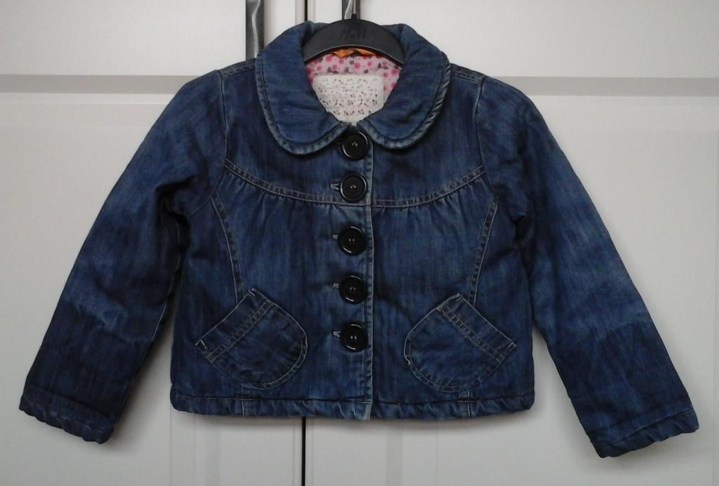 spijkerjasje gevoerd in bloemenmotief (maat 110 - 116), Ophalen, Meisje, Zo goed als nieuw, Hema