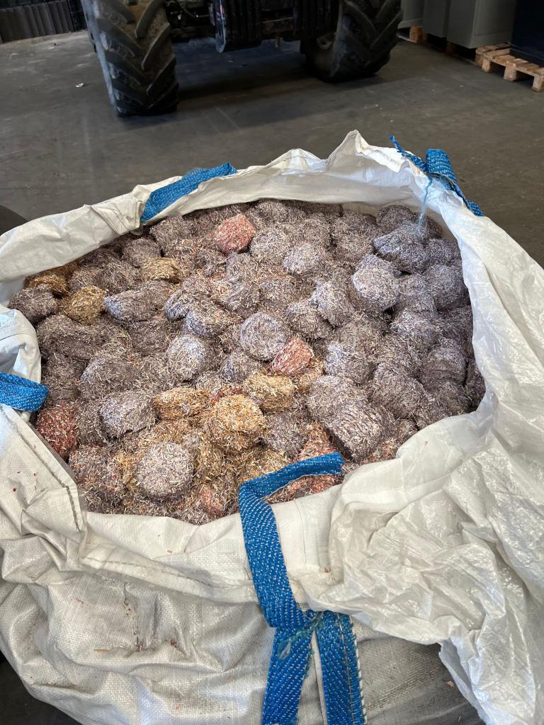 Bigbag vol! versnipperde euro bankbiljetten versnipperd geld, Ophalen of Verzenden, Euro's