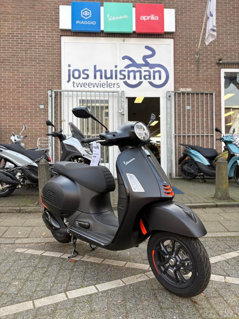 3x Vespa GTS 310CC SuperSport E5+ NIEUW! (KORTING!), Fietsen en Brommers, Scooters | Vespa, Ophalen, Overige modellen, Nieuw, Benzine