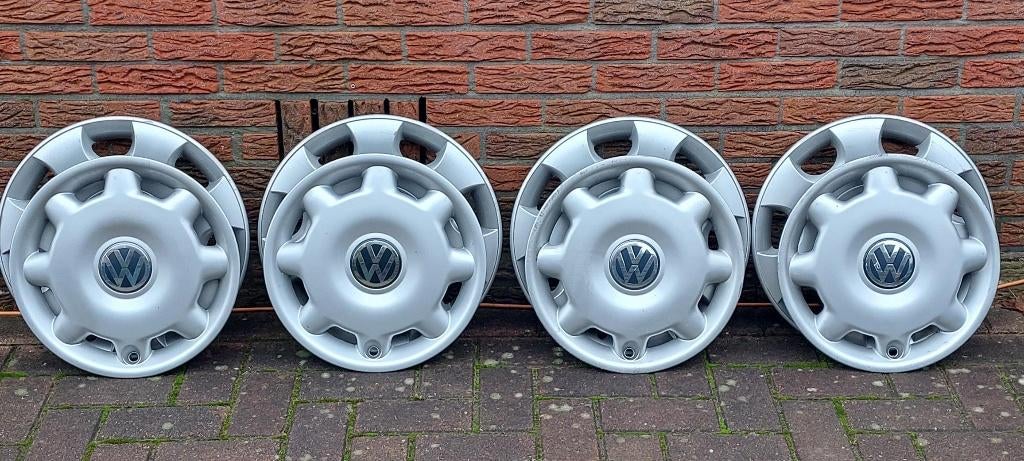 Originele VW wieldoppen, Ophalen of Verzenden, Gebruikt