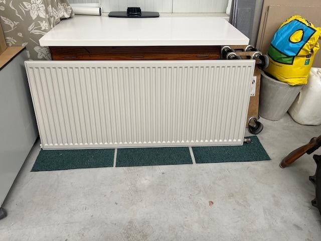 radiator, Ophalen, 30 tot 80 cm, Radiator, Zo goed als nieuw