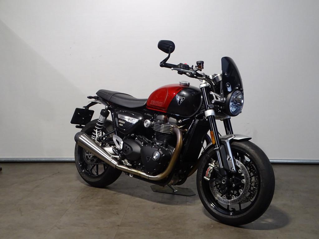 Triumph Speed Twin 1200 - foto 2