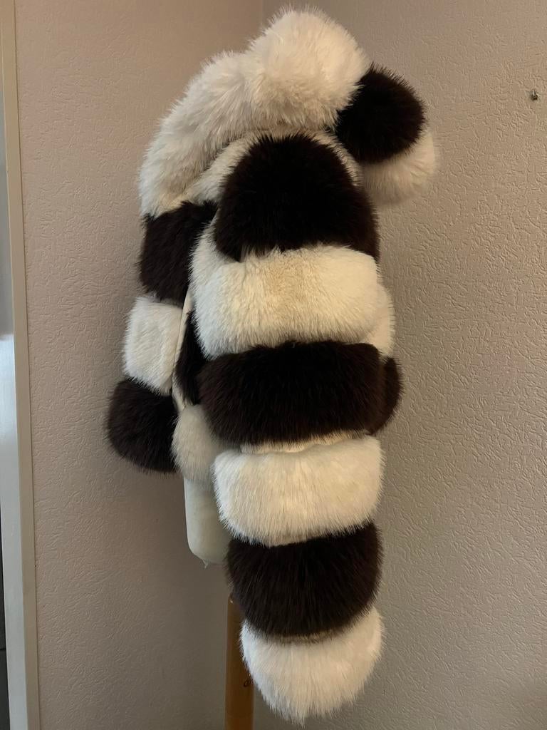 Stijlvolle donkerbruin Witte Bontjas - Maat M, Ophalen of Verzenden, Zo goed als nieuw, Maat 38/40 (M), Zwart