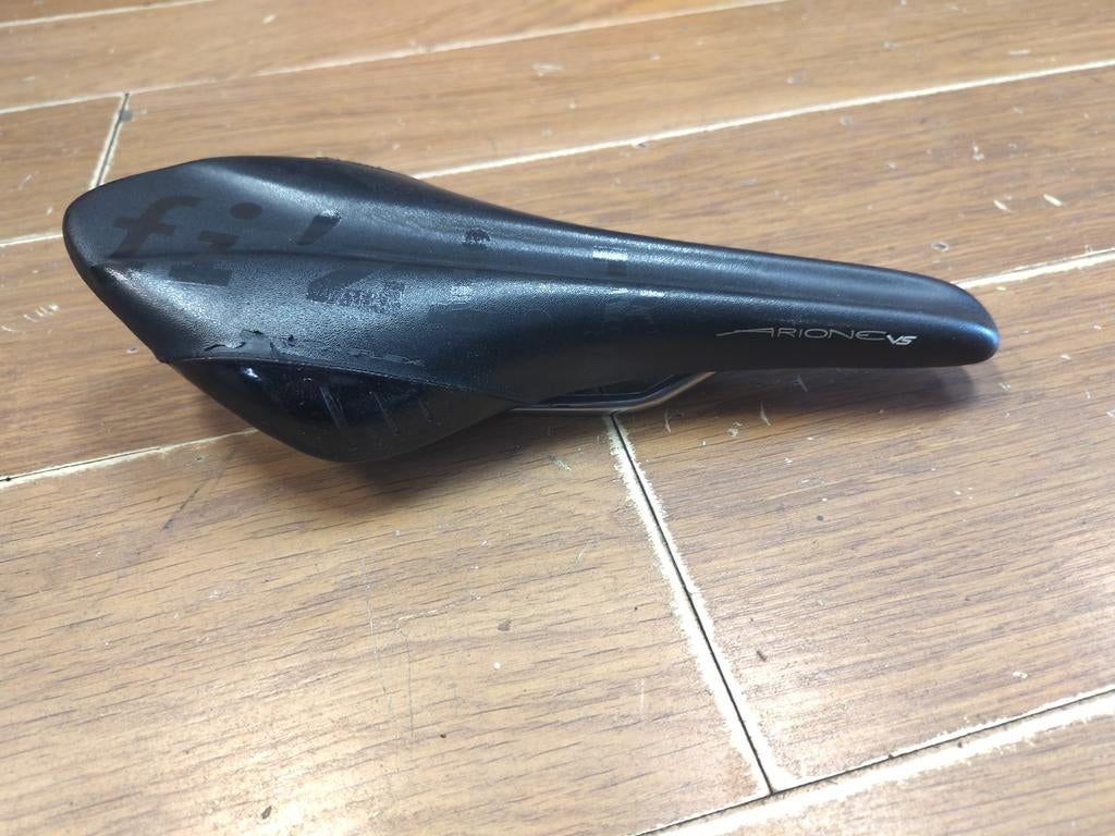 Fizik Arione VS zadel, -, Ophalen of Verzenden, Zo goed als nieuw, Zadel