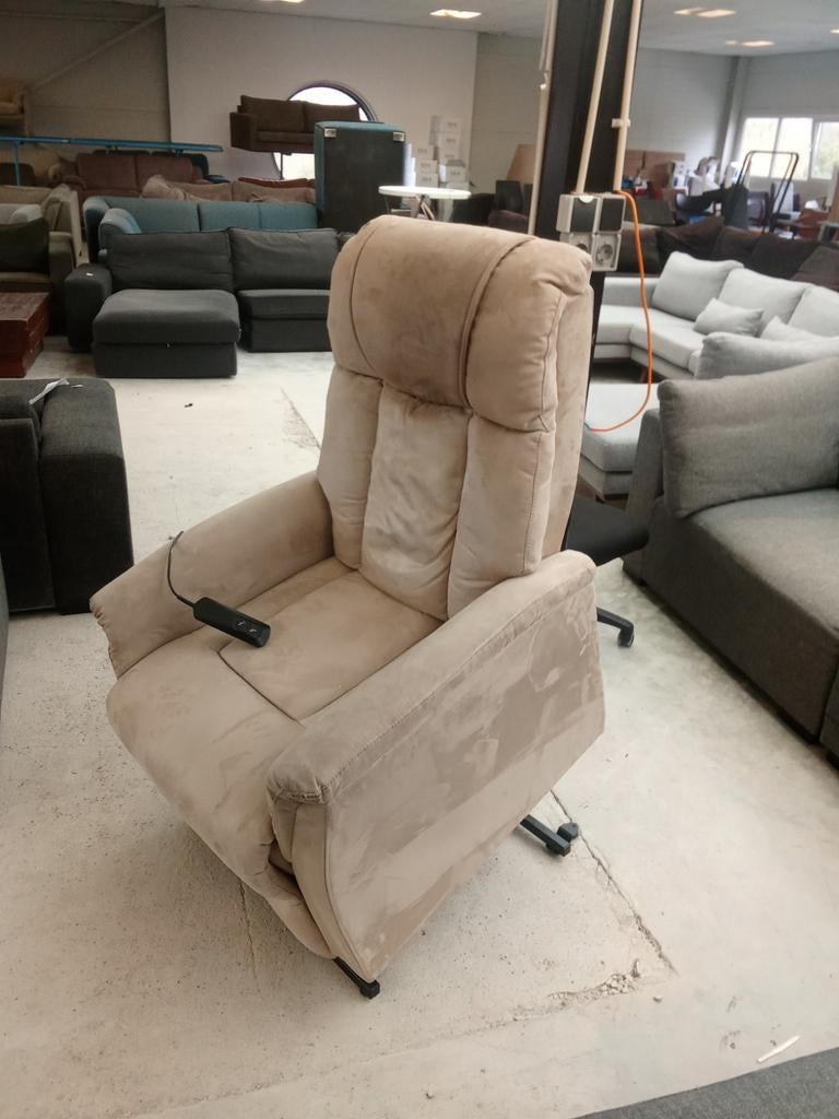Sta op stoel - relax fauteuil geheel gereinigd, ., Ophalen of Verzenden, Zo goed als nieuw, .