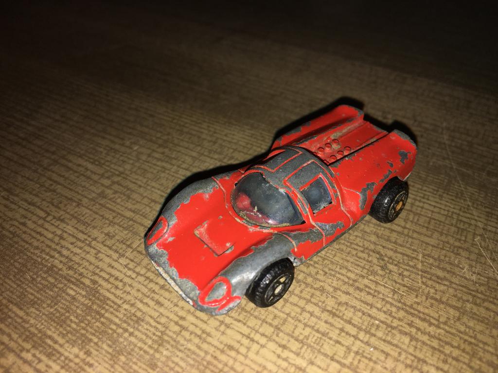 Aston Martin Lola  Volvo 164  Lancia Stratos  Peugeot 205GTI, Ophalen of Verzenden, Zo goed als nieuw, Bus of Vrachtwagen, Overige merken