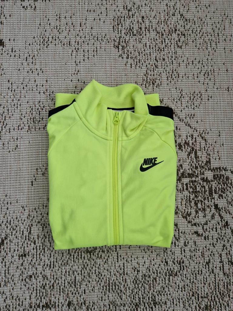 Nike trainingsjas/-vest maat 158 - 170, Kinderen en Baby's, Kinderkleding | Maat 164, Jongen of Meisje, Trui of Vest, Ophalen of Verzenden