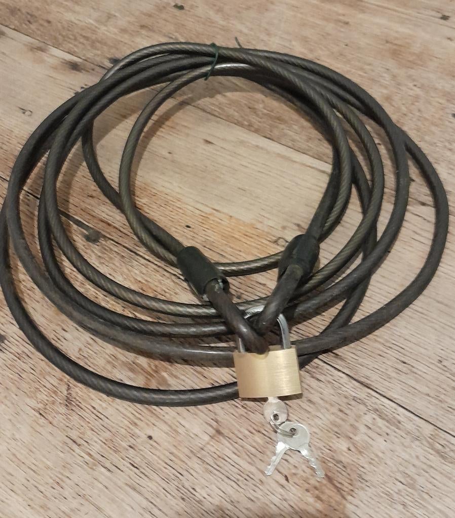 KABELSLOT VOOR BOTEN -- INCL. 2 SLOTEN, Watersport en Boten, Ophalen of Verzenden, Zo goed als nieuw, Overige typen