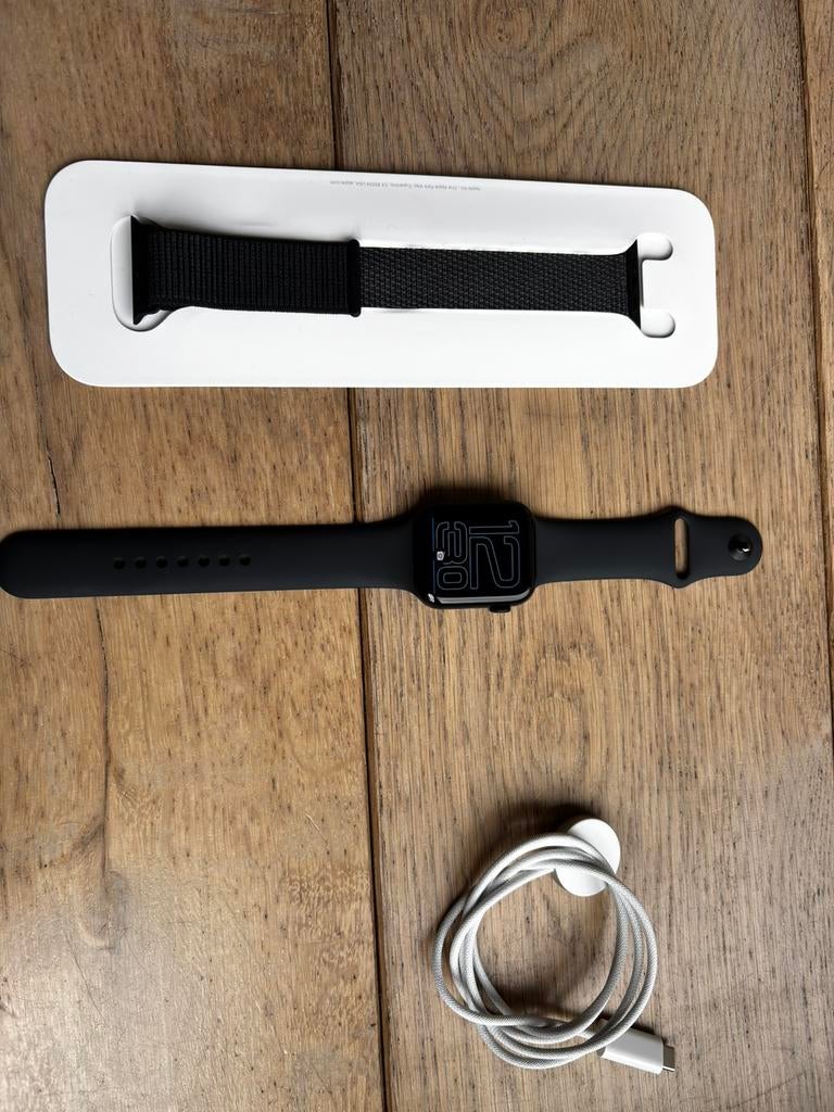 Apple watch se 3 44mm, Ophalen of Verzenden, Zo goed als nieuw, Zwart, IOS