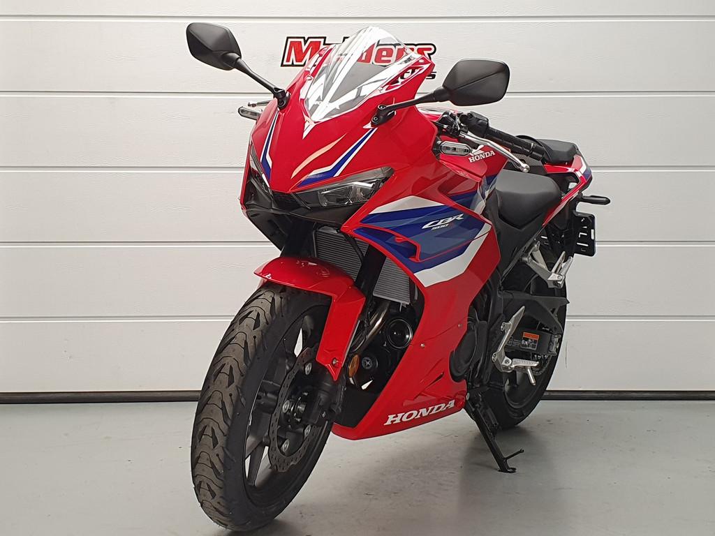 Honda CBR 500 R ABS (bj 2025), Bedrijf, Super Sport, Mc.benelux@honda-eu.com, Doornveld 180 - 184
B-1731  Zellik, BE