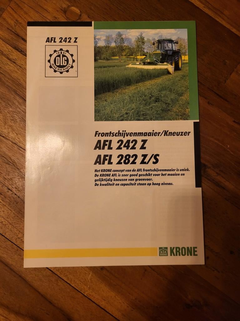 tractor folder Krone AFL 242 282 frontschijvenmaaier, Boeken, Catalogussen en Folders, Ophalen of Verzenden, Zo goed als nieuw