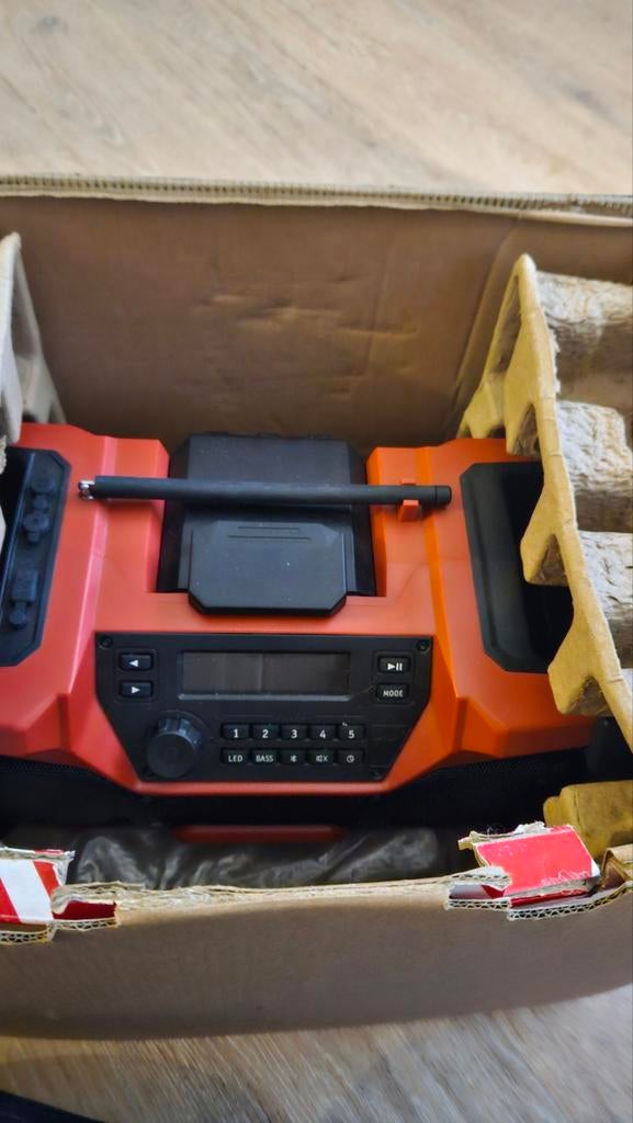 Flex bouwradio met accu's en oplader nieuw, Ophalen