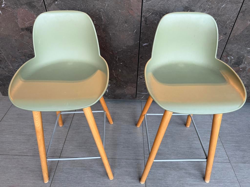 Zuiver Albert Kuip barkrukken 2x te koop, Ophalen, Zo goed als nieuw, 60 tot 90 cm