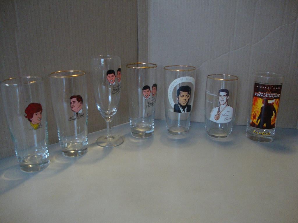 retro vintage bier glazen de jaren 60 / 70  samen 10 euro, Verzamelen, Ophalen of Verzenden, Zo goed als nieuw, Frisdrankglas