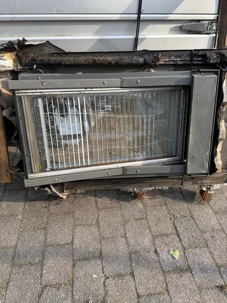 Gebruikt Velux Dakraam GGL 104, Ophalen, Gebruikt, Minder dan 80 cm, 80 tot 120 cm