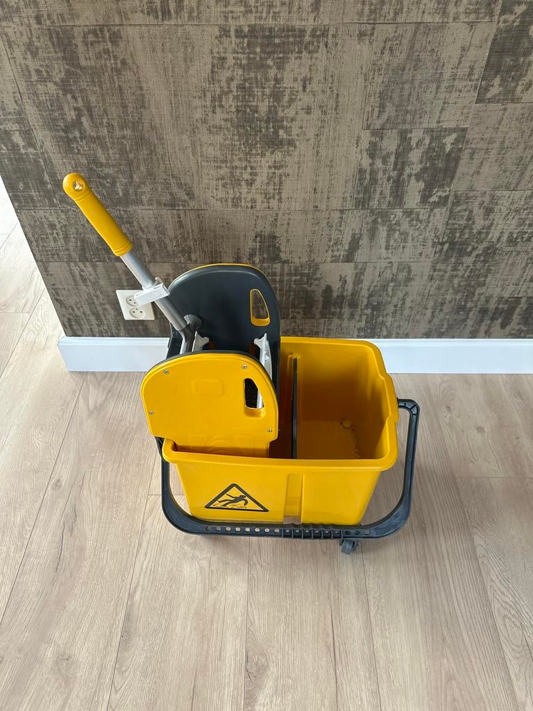 Professionele Dweilwagen met uitwringer - Geel, Ophalen, Dweilemmer, -bak, of -wagen