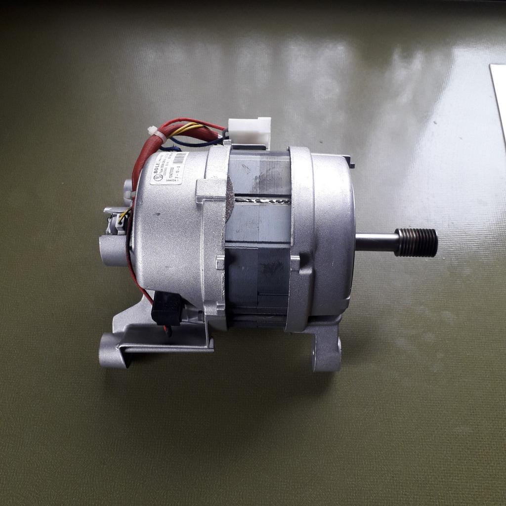 ZANUSSI SOLE 220/230 50HZ MOTOR TYPE 20584.024 AC-EL.CL.B/F, Ophalen, Gebruikt