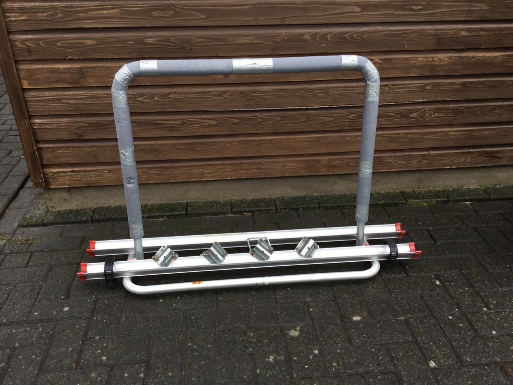 Fietsenrek voor op de dissel van een caravan, Ophalen, Gebruikt