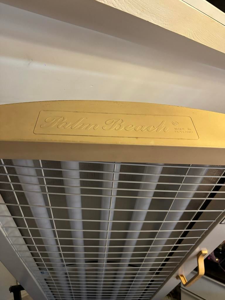 Palm Beach zonnehemel gratis, Ophalen, Gebruikt, Zonnebank enkelzijdig, Minder dan 10 lampen