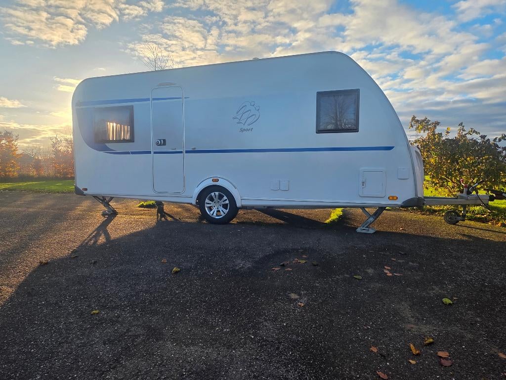 Knaus Sport 500 FU IC line incl. voortent, Maxxfan en mover., Mover, Rondzit, Particulier, Knaus