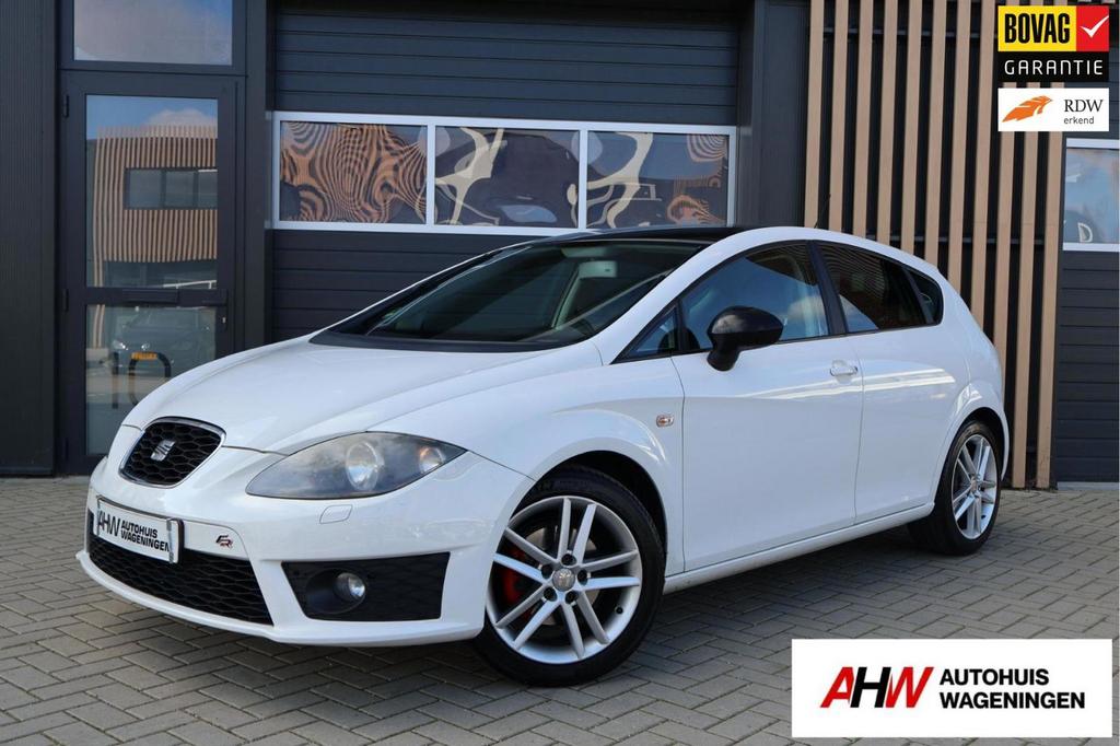 Seat Leon|1.8TFSI|ArminVanBurenEditie|23/100|, Voorwielaandrijving, 15 km/l, Zwart, 4 cilinders