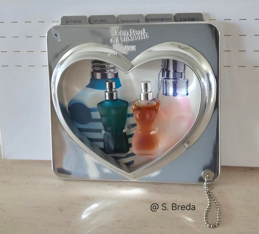 Jean Paul Gaultier valentijn set 2003, Verzamelen, Ophalen of Verzenden, Zo goed als nieuw, Miniatuur, Gevuld