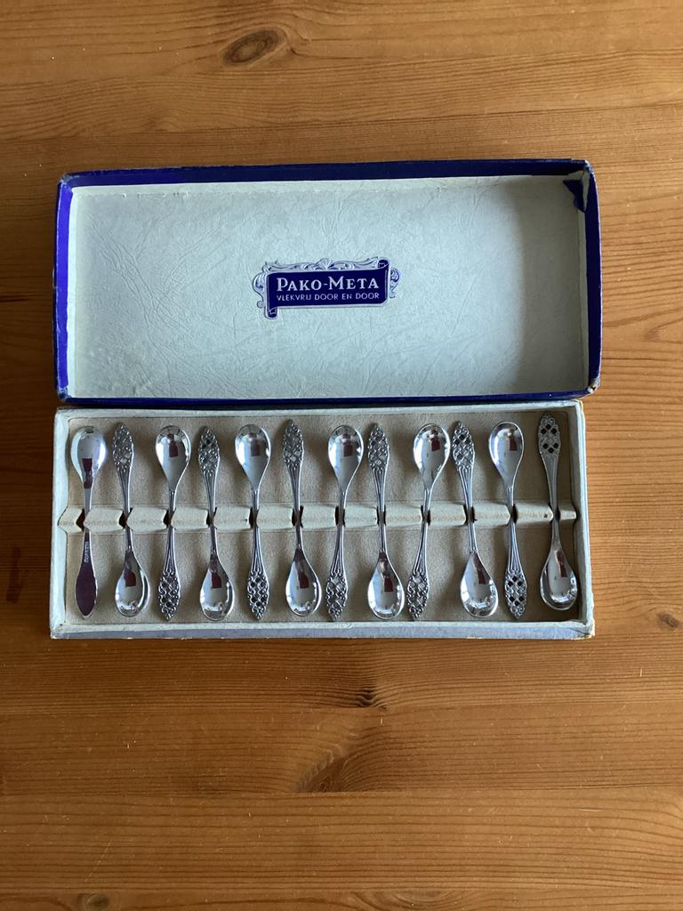 Advocaat lepeltjes nieuw in doos, Ophalen of Verzenden