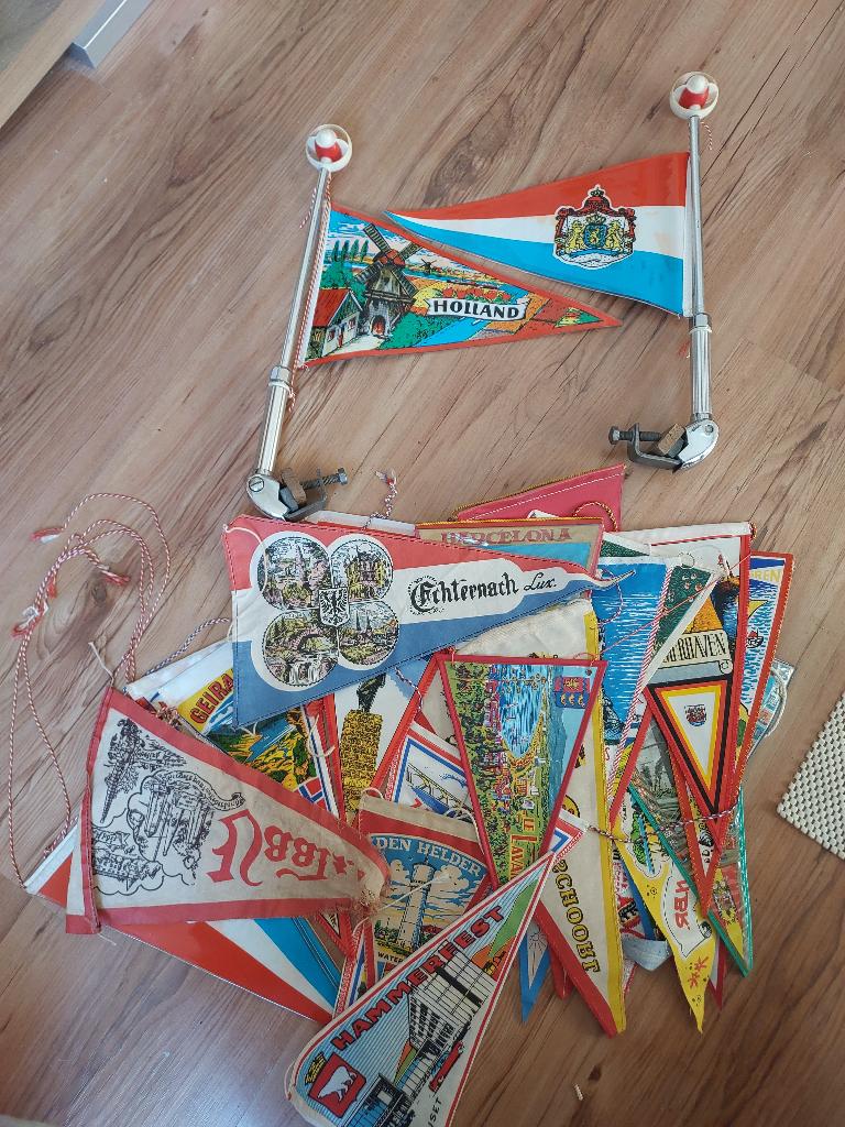 Oldtimer Vlaggenstokken + Vlaggen VW BMW Mercedes Simca, Ophalen of Verzenden, Zo goed als nieuw