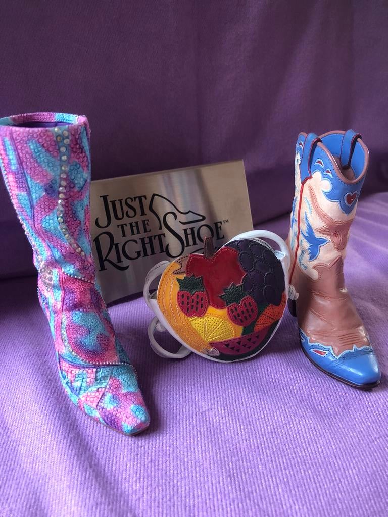 Just the right shoe. 3 stuks, Verzamelen, Beelden en Beeldjes, Ophalen of Verzenden