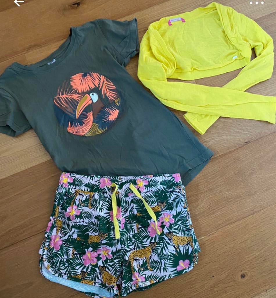 Zomer setje shirt en broek jungel maat 134/140 als nieuw, Ophalen of Verzenden, Zo goed als nieuw, Meisje, Setje