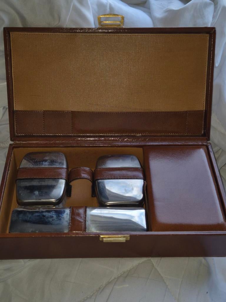 Vintage reis travel toiletset koffer beauty art deco lederen, Ophalen of Verzenden, Gebruikt, Bruin, Hardcase