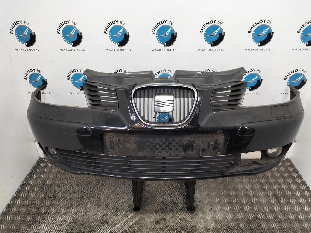 SEAT IBIZA 1.4-16V SPORT VOORBUMPER 2004, Gebruikt, Voor, Ophalen of Verzenden, Stiba lid