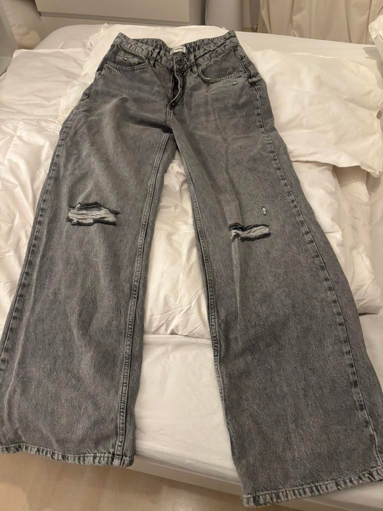 Grijze wide leg jeans met gaten My Jewellery maat 29, Ophalen of Verzenden, Zo goed als nieuw, Grijs, W28 - W29 (confectie 36)