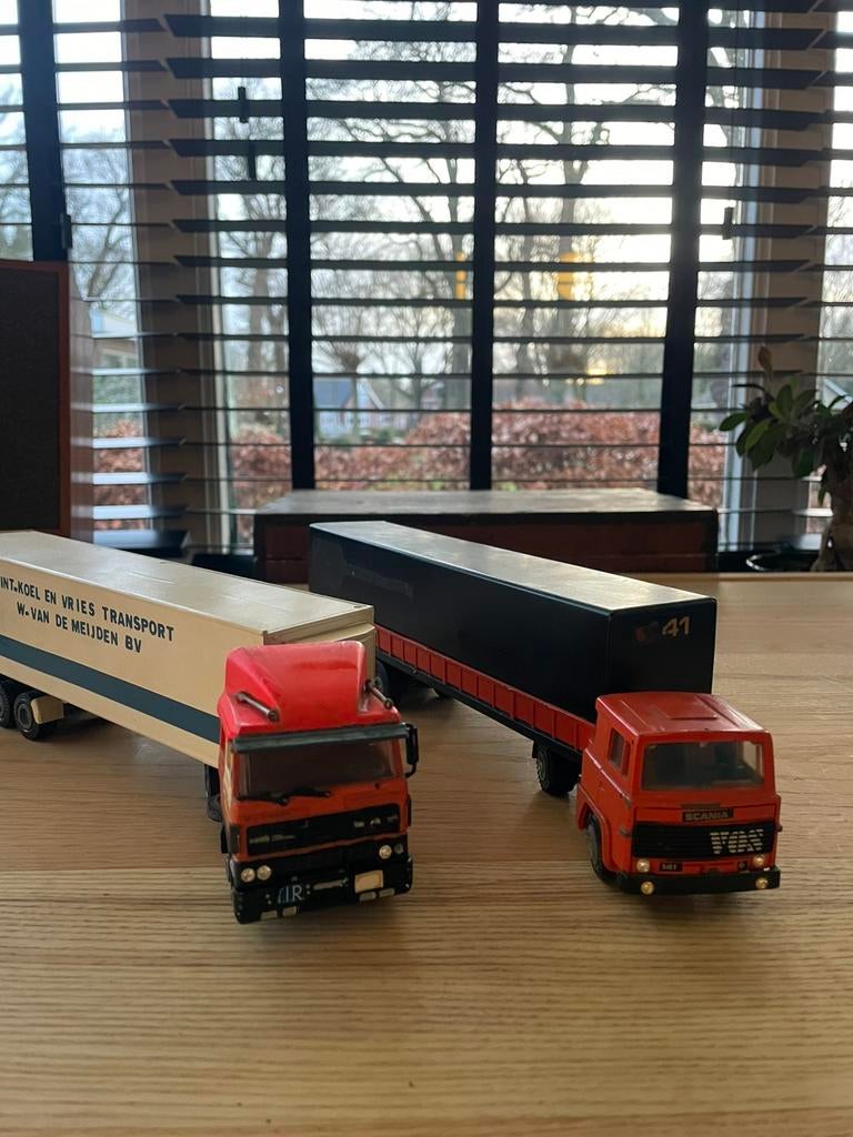 Tekno 1:50 Vrachtauto's - Scania LB141V8 en DAF 2800, Ophalen of Verzenden, Bus of Vrachtwagen, Tekno