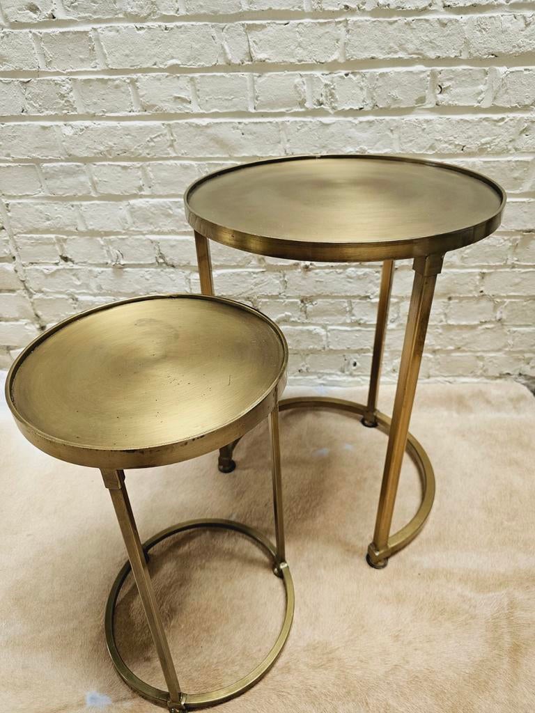 Inschuifbare koperen bijzettafels, gespot in RTL Boulevard., Minder dan 55 cm, Gebruikt, Metaal of Aluminium, Rond