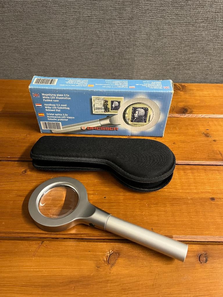 Bresser leesloep , loeplamp , vergrootglas , postzegel loep, Ophalen of Verzenden, Zo goed als nieuw, Vergrootglas of Loep