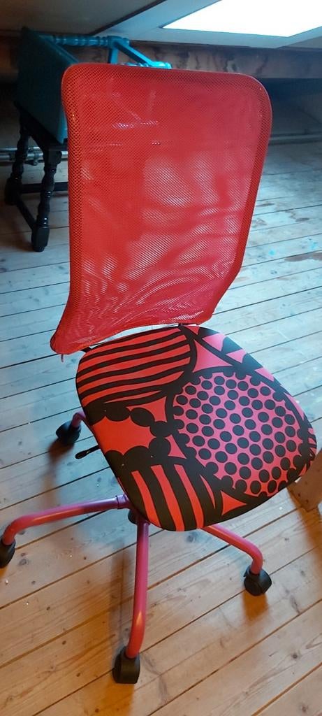 Ikea  stoel, Huis en Inrichting, Stoelen, Ophalen of Verzenden, Zo goed als nieuw, Overige kleuren, Eén