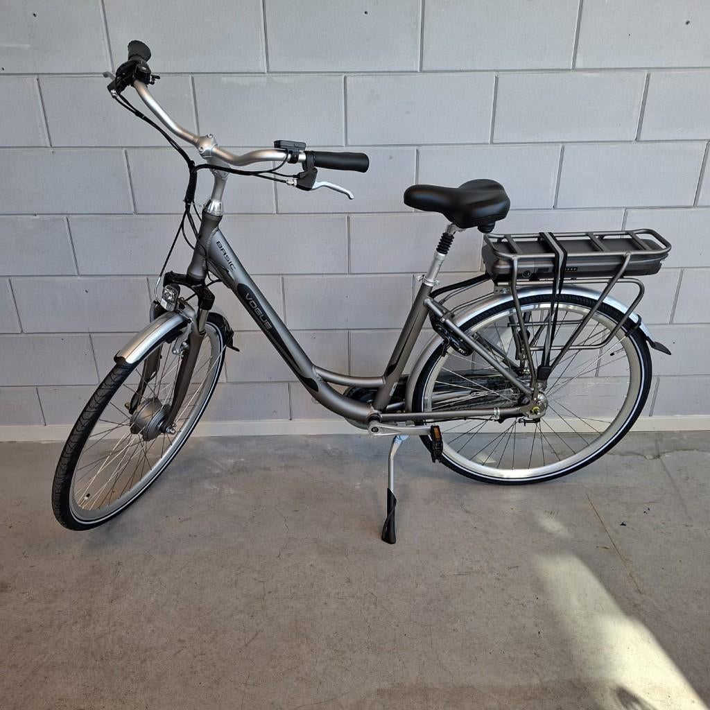 Nieuw! Vogue basic E-bike - Grey, 47 tot 50 cm, Versnellingen, Nieuw, 0 zitjes